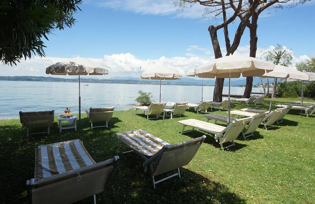 Hotel Saviola-1